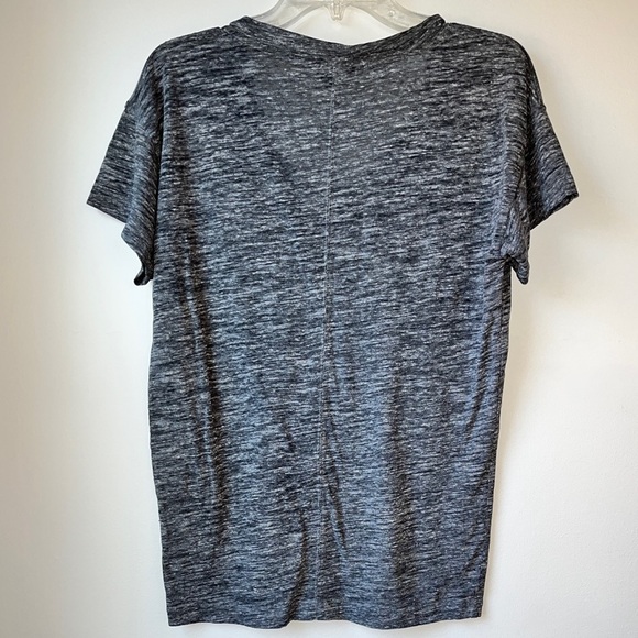 🏷️ 2/$20 Club Monaco Grey Marled Drop Shoulder T-shirt - Picture 2 of 9